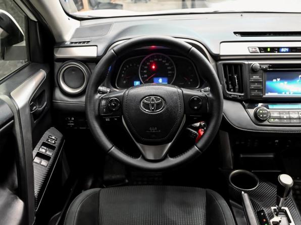 Toyota RAV4 IV (XA40) с пробегом 2015 года, цена 2 050 000 рублей, 116976 км, внедорожник, Автокод Объявления