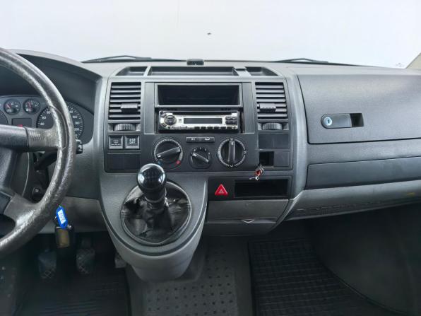 Volkswagen Transporter T5 с пробегом 2006 года, цена 850 000 рублей, 281000 км, минивэн, Автокод Объявления