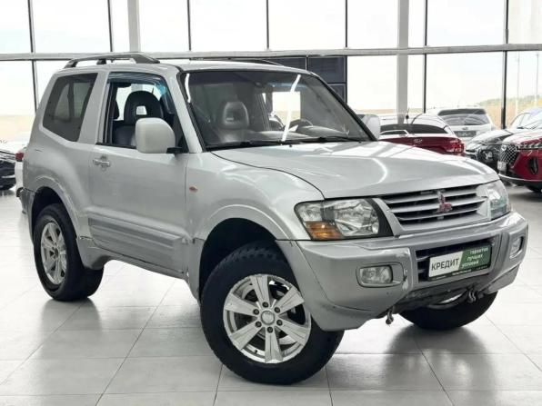 Mitsubishi Pajero III с пробегом 2002 года, цена 749 000 рублей, 300000 км, внедорожник, Автокод Объявления