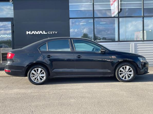 Volkswagen Jetta VI с пробегом 2013 года, цена 950 000 рублей, 125700 км, седан, Автокод Объявления