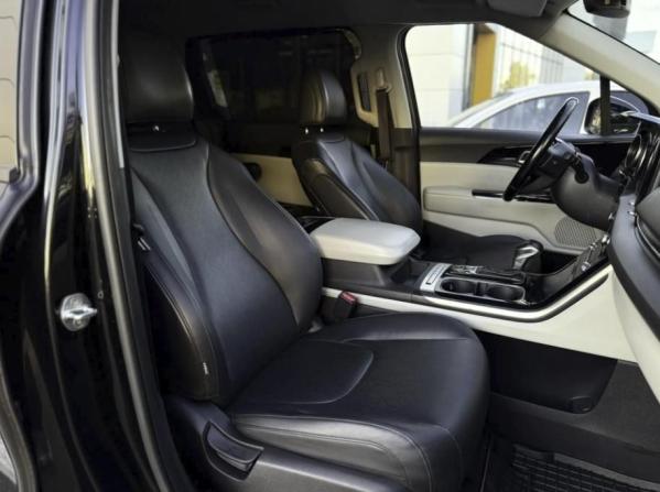 Kia Carnival IV с пробегом 2022 года, цена 3 115 000 рублей, 179500 км, минивэн, Автокод Объявления