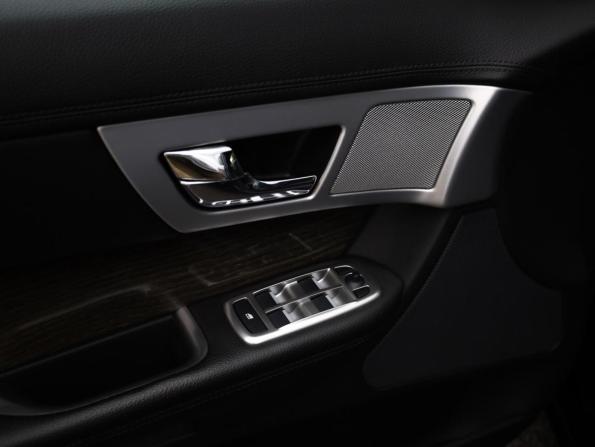 Jaguar XF I Рестайлинг с пробегом 2015 года, цена 1 899 900 рублей, 54014 км, седан, Автокод Объявления