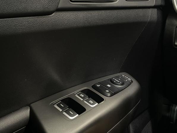 Kia Sportage IV Рестайлинг с пробегом 2021 года, цена 2 559 000 рублей, 50356 км, внедорожник, Автокод Объявления