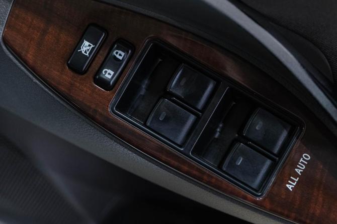 Toyota Premio II (T26) Рестайлинг с пробегом 2015 года, цена 1 199 000 рублей, 215000 км, седан, Автокод Объявления