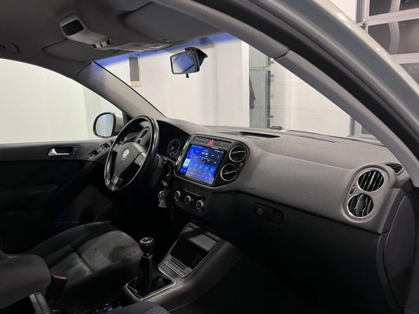 Volkswagen Tiguan I с пробегом 2010 года, цена 870 000 рублей, 274866 км, внедорожник, Автокод Объявления