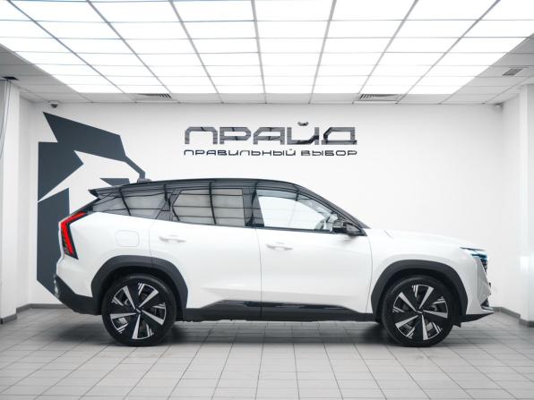 Geely Atlas II с пробегом 2024 года, цена 3 127 850 рублей, 28500 км, внедорожник, Автокод Объявления