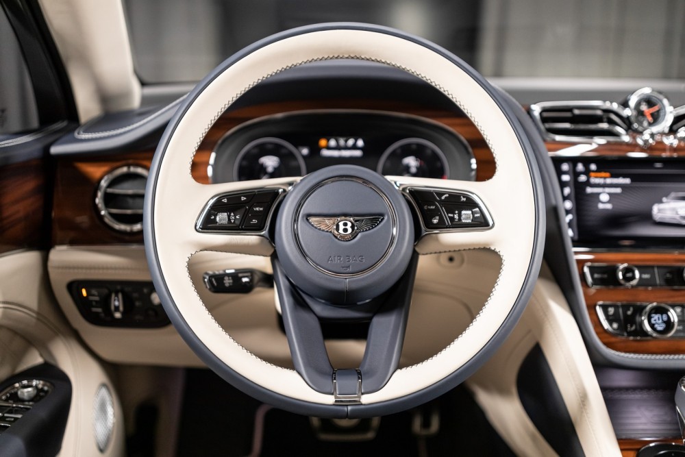 Bentley Bentayga I Рестайлинг Москва  - изображение 16