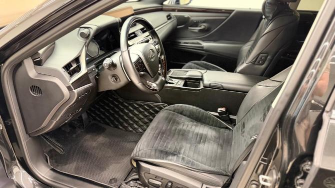 Lexus ES VII с пробегом 2020 года, цена 4 450 000 рублей, 73000 км, седан, Автокод Объявления