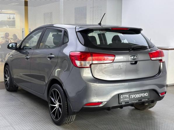 Kia Rio III Рестайлинг с пробегом 2015 года, цена 1 100 000 рублей, 104047 км, хэтчбек, Автокод Объявления