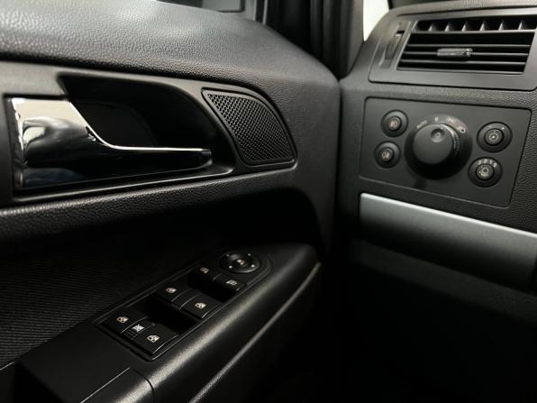 Opel Zafira B Рестайлинг с пробегом 2013 года, цена 1 070 000 рублей, 133403 км, минивэн, Автокод Объявления