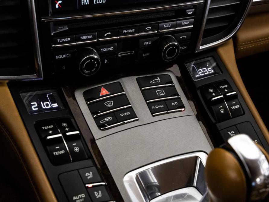 Porsche Panamera I Рестайлинг Санкт-Петербург  - изображение 24