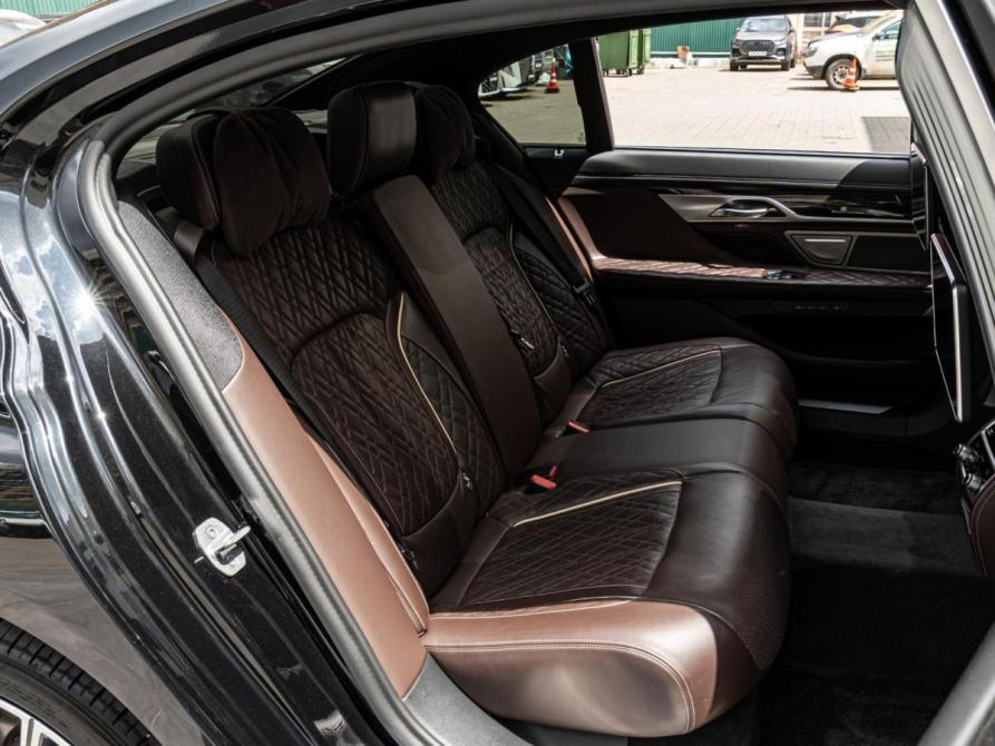 BMW 7 серии VI (G11/G12) Рестайлинг Краснодар  - изображение 9