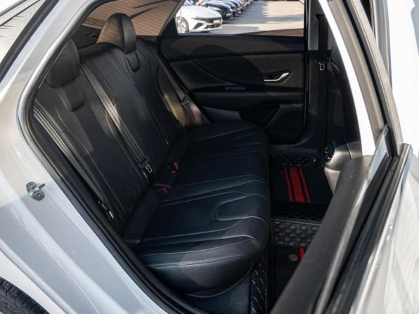Hyundai Elantra VII (CN7) с пробегом 2022 года, цена 2 070 000 рублей, 49762 км, седан, Автокод Объявления