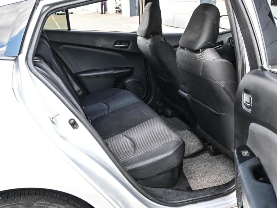 Toyota Prius IV (XW50) Новороссийск  - изображение 11
