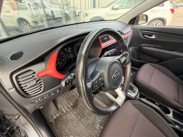 Kia Rio IV Рестайлинг с пробегом 2021 года, цена 1 730 000 рублей, 60250 км, седан, Автокод Объявления