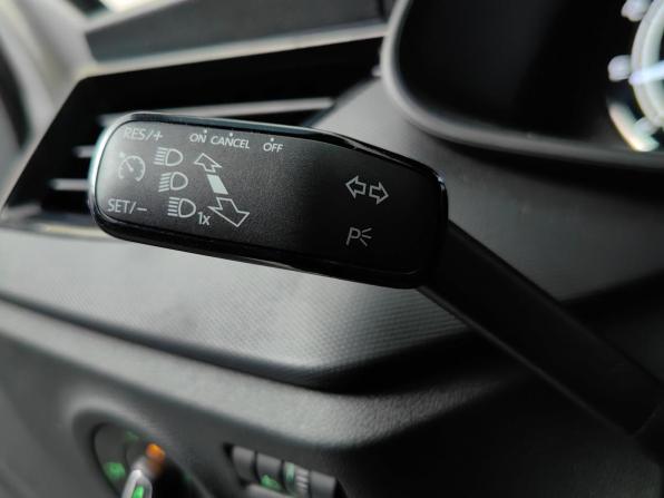 Skoda Rapid II с пробегом 2021 года, цена 1 699 000 рублей, 29940 км, лифтбек, Автокод Объявления