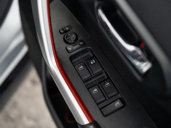 Toyota Raize I с пробегом 2020 года, цена 1 650 000 рублей, 82731 км, внедорожник, Автокод Объявления