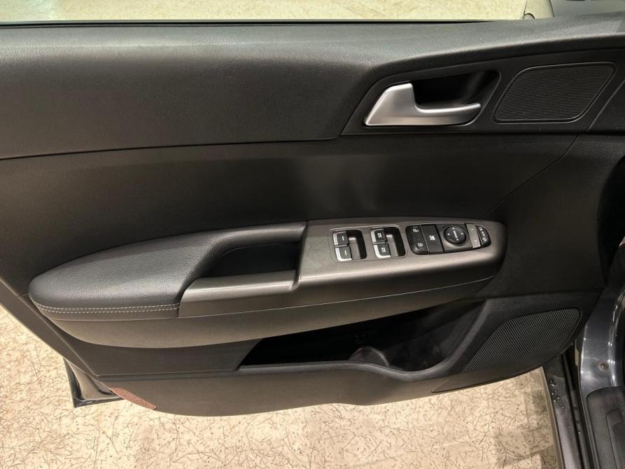 Kia Sportage IV Рестайлинг Санкт-Петербург  - изображение 16
