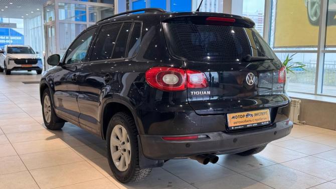 Volkswagen Tiguan I с пробегом 2010 года, цена 875 000 рублей, 246663 км, внедорожник, Автокод Объявления