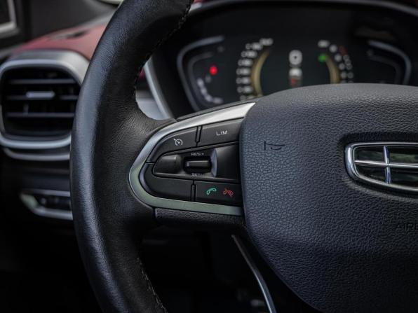 Geely Coolray I с пробегом 2023 года, цена 1 770 000 рублей, 56822 км, внедорожник, Автокод Объявления