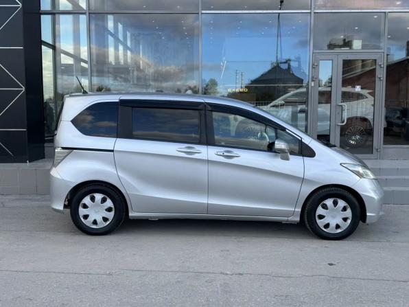 Honda Freed I Рестайлинг с пробегом 2012 года, цена 1 020 000 рублей, 148222 км, компактвэн, Автокод Объявления
