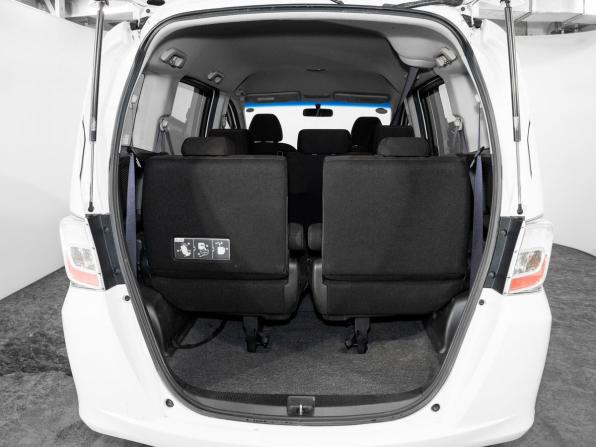 Honda Freed I Рестайлинг с пробегом 2012 года, цена 1 050 000 рублей, 131336 км, компактвэн, Автокод Объявления