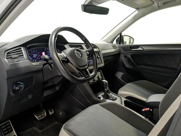 Volkswagen Tiguan II с пробегом 2019 года, цена 2 650 000 рублей, 79091 км, внедорожник, Автокод Объявления