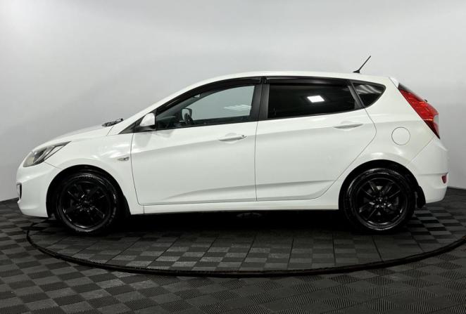 Hyundai Solaris I с пробегом 2013 года, цена 715 000 рублей, 201089 км, хэтчбек, Автокод Объявления