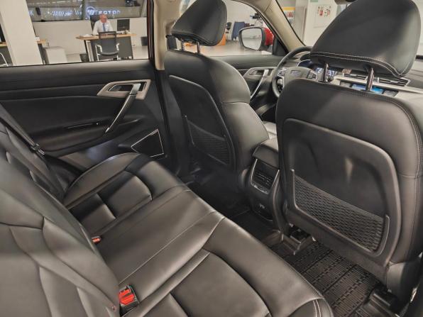 Geely Atlas I с пробегом 2021 года, цена 1 530 000 рублей, 144456 км, внедорожник, Автокод Объявления