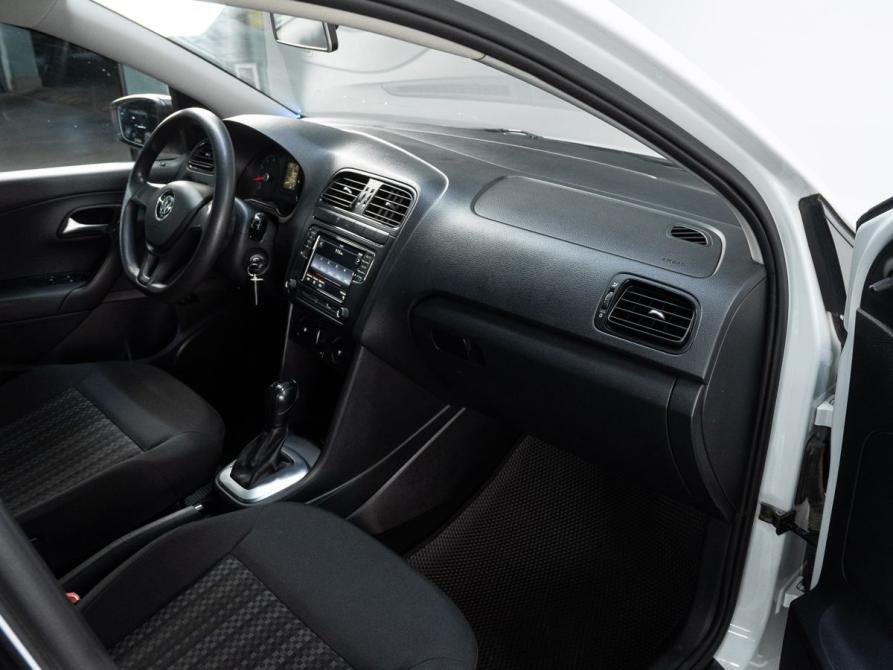 Volkswagen Polo V Рестайлинг Тюмень  - изображение 14