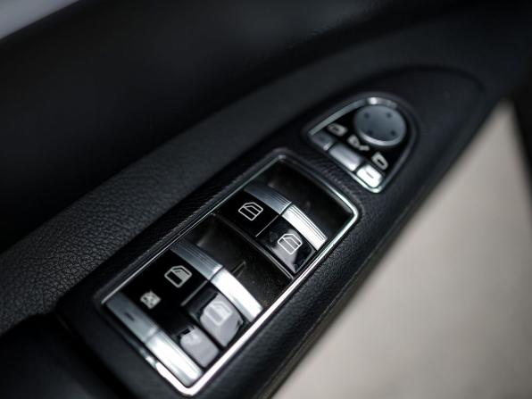 Mercedes-Benz S-Класс V (W221) Рестайлинг с пробегом 2010 года, цена 1 999 000 рублей, 185390 км, седан, Автокод Объявления