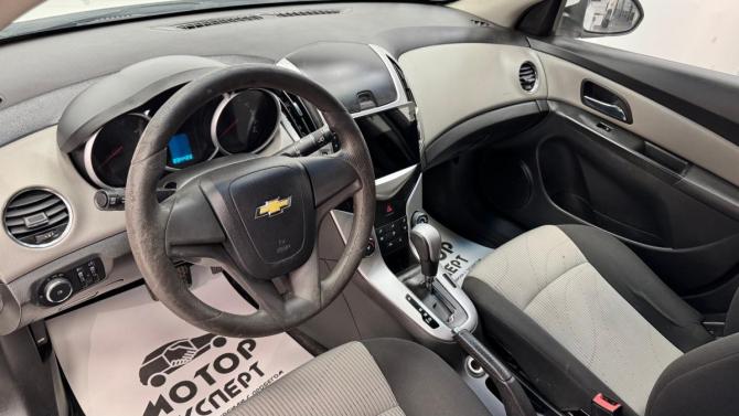 Chevrolet Cruze I Рестайлинг с пробегом 2014 года, цена 650 000 рублей, 234000 км, седан, Автокод Объявления