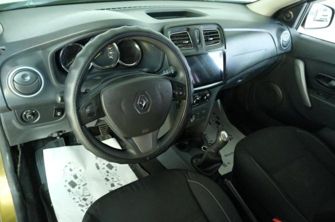 Renault Sandero II с пробегом 2015 года, цена 679 000 рублей, 218536 км, хэтчбек, Автокод Объявления