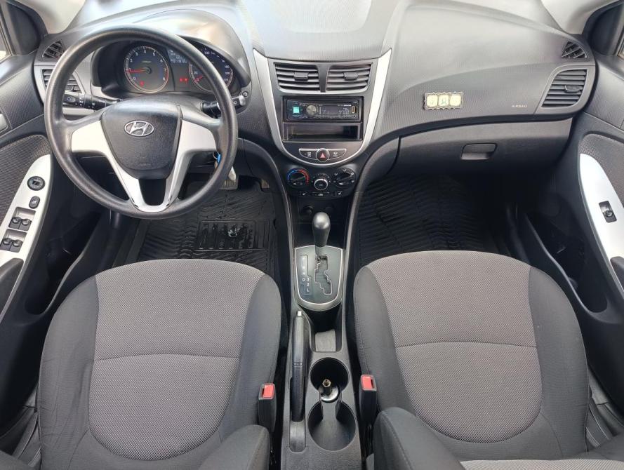 Hyundai Solaris I Челябинск  - изображение 10