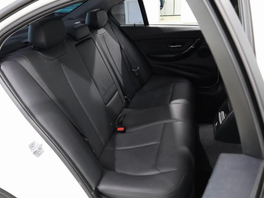 BMW 3 серии VI (F3x) Ростов-на-Дону  - изображение 7