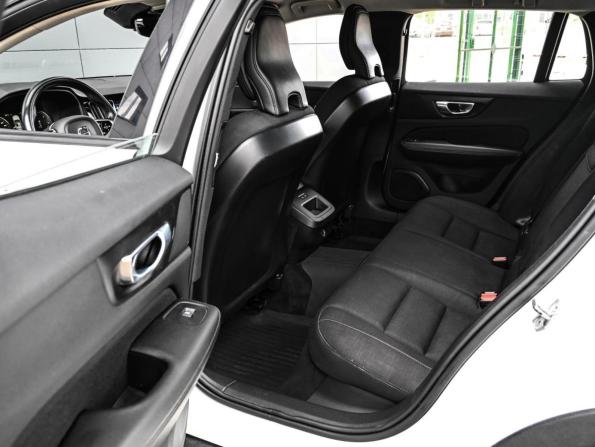 Volvo V60 Cross Country II с пробегом 2019 года, цена 2 434 000 рублей, 189059 км, универсал, Автокод Объявления