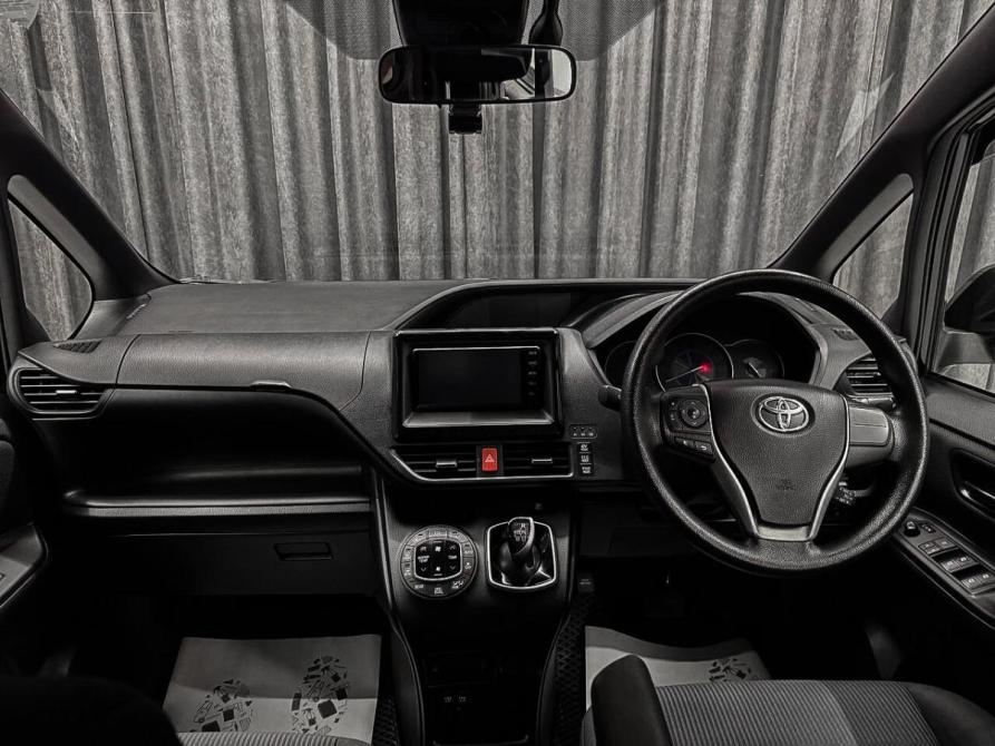 Toyota Noah III (R80) Рестайлинг Красноярск  - изображение 12
