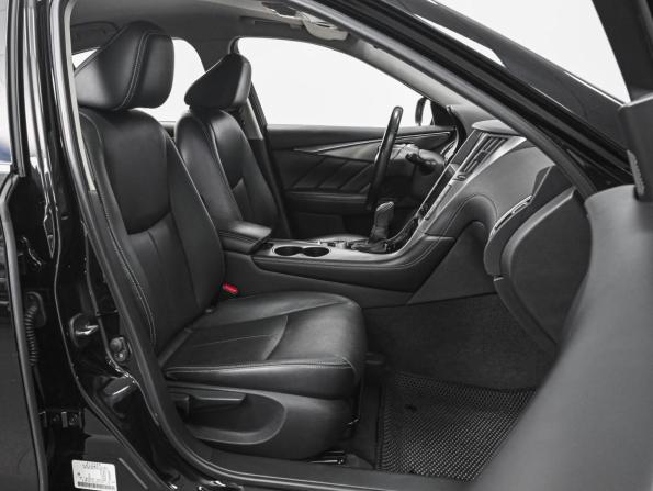 Infiniti Q50 I Рестайлинг с пробегом 2018 года, цена 2 240 000 рублей, 78826 км, седан, Автокод Объявления
