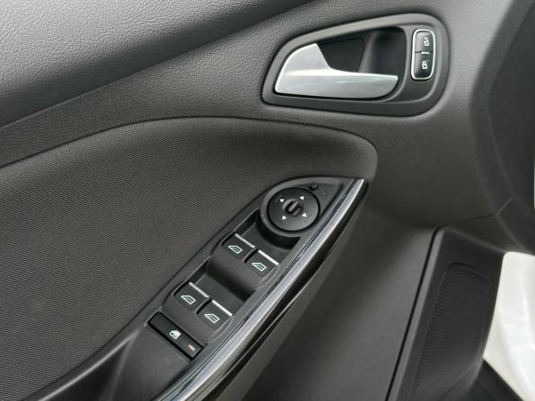 Ford Focus III Рестайлинг с пробегом 2018 года, цена 1 190 000 рублей, 139000 км, универсал, Автокод Объявления