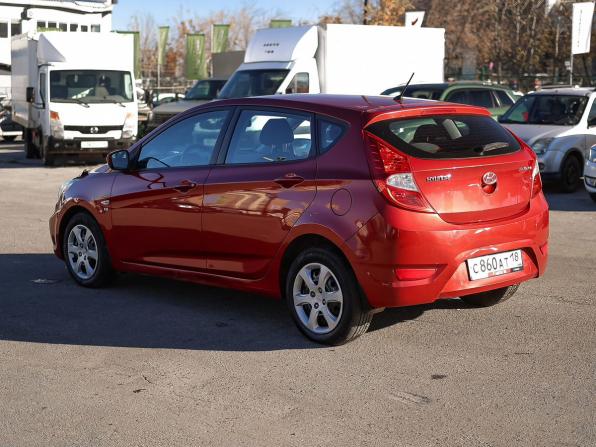 Hyundai Solaris I с пробегом 2014 года, цена 899 000 рублей, 155700 км, хэтчбек, Автокод Объявления