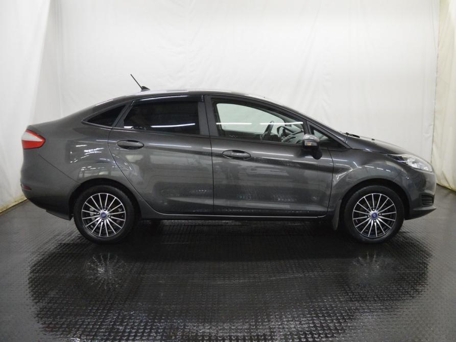Ford Fiesta Mk6 Рестайлинг Санкт-Петербург  - изображение 4