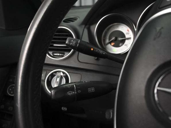 Mercedes-Benz C-Класс III (W204) Рестайлинг с пробегом 2011 года, цена 1 480 000 рублей, 228518 км, седан, Автокод Объявления