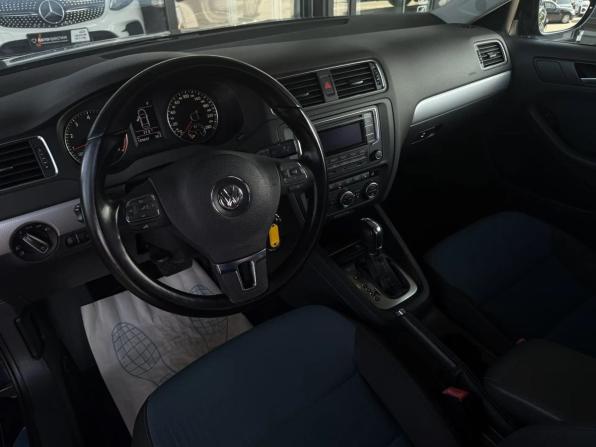 Volkswagen Jetta VI с пробегом 2013 года, цена 1 260 000 рублей, 189696 км, седан, Автокод Объявления