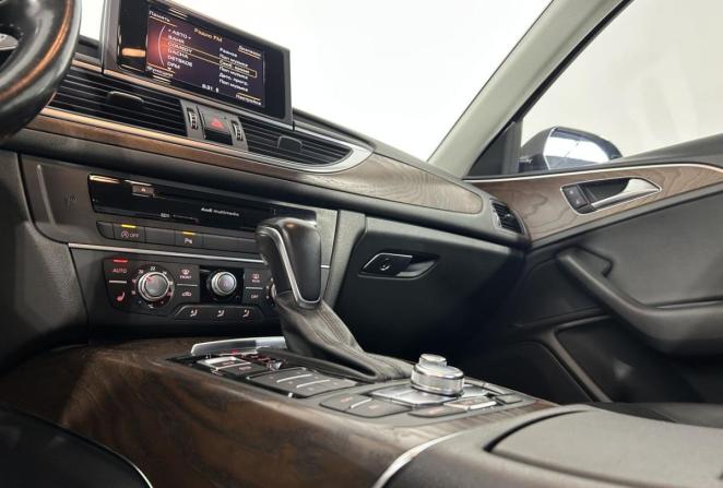 Audi A6 IV (C7) Рестайлинг с пробегом 2015 года, цена 2 190 000 рублей, 147460 км, седан, Автокод Объявления
