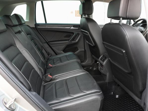 Volkswagen Tiguan II с пробегом 2018 года, цена 2 633 000 рублей, 197738 км, внедорожник, Автокод Объявления