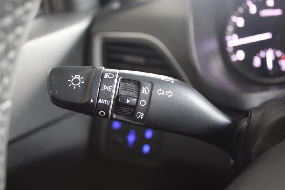 Hyundai Solaris II Санкт-Петербург  - изображение 19