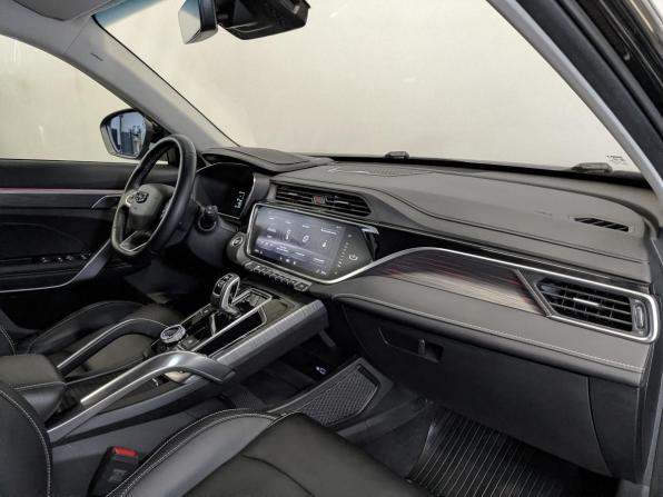 Geely Atlas Pro с пробегом 2023 года, цена 2 159 000 рублей, 57113 км, внедорожник, Автокод Объявления