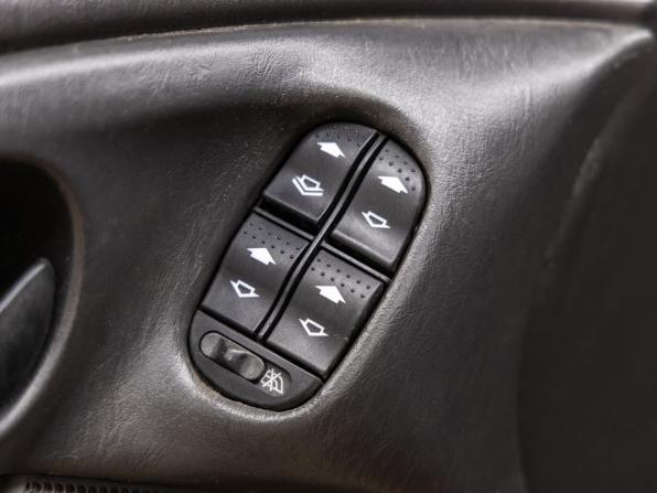 Ford Focus I (North America) с пробегом 2001 года, цена 258 000 рублей, 249970 км, седан, Автокод Объявления
