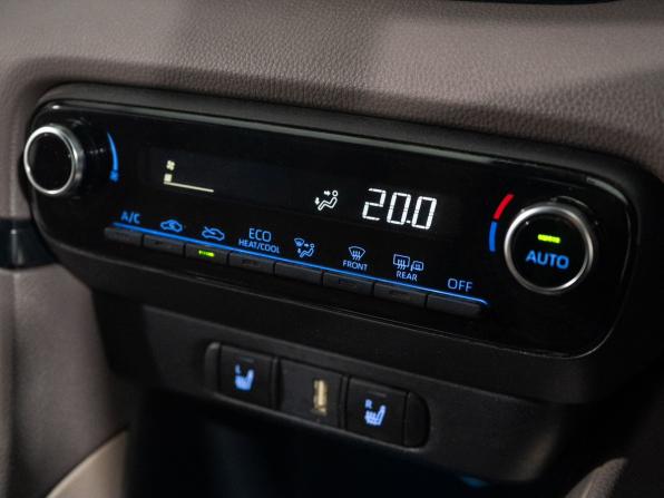 Toyota Yaris III Рестайлинг 2 с пробегом 2020 года, цена 1 475 000 рублей, 60139 км, хэтчбек, Автокод Объявления