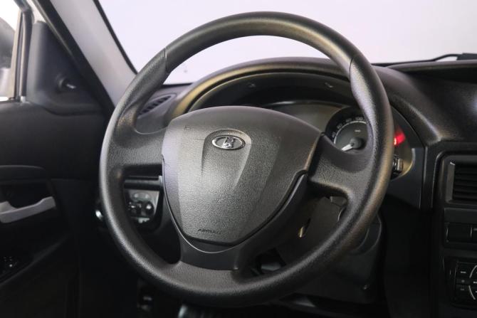 Lada (ВАЗ) Priora I Рестайлинг с пробегом 2016 года, цена 619 000 рублей, 170000 км, седан, Автокод Объявления